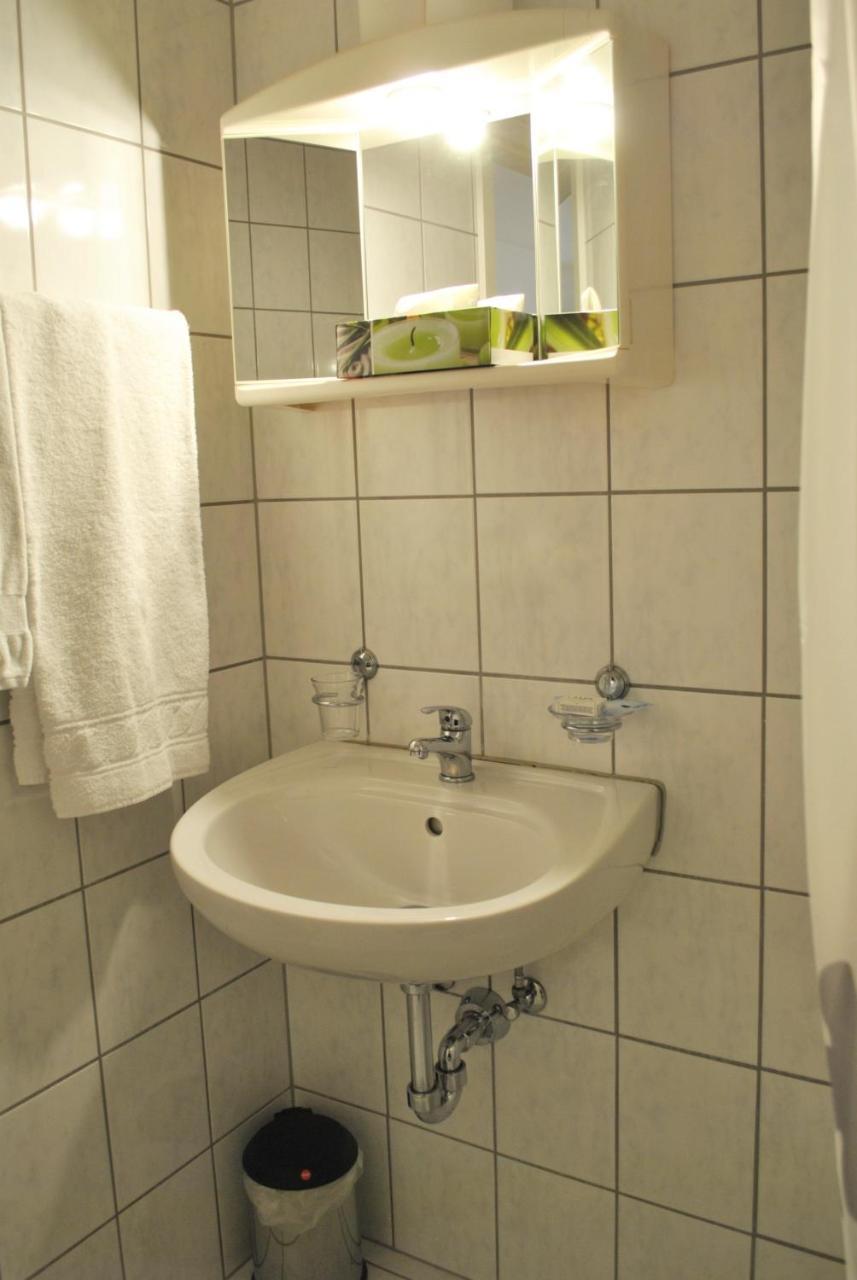 Duggingen Business Hotel Riverside מראה חיצוני תמונה